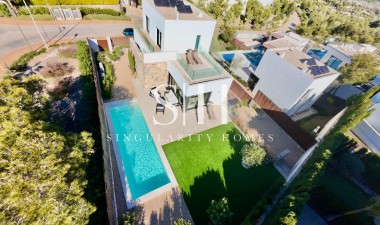 Resale - Villa - Orihuela - Las Colinas Golf