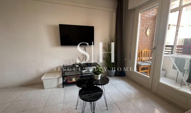 Resale - Apartment / flat - Torrevieja - Centro