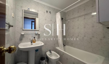 Resale - Apartment / flat - Torrevieja - Centro