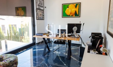 Återförsäljning - Villa - Orihuela - Las Colinas Golf