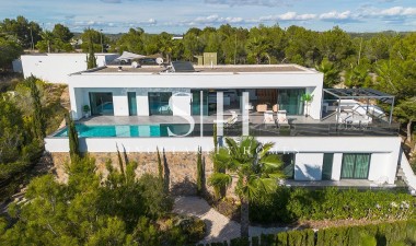 Resale - Villa - Orihuela - Las Colinas Golf