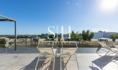 Resale - Villa - Orihuela - Las Colinas Golf