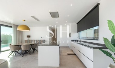 Resale - Villa - Orihuela - Las Colinas Golf