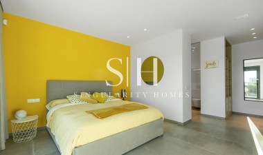 Resale - Villa - Orihuela - Las Colinas Golf