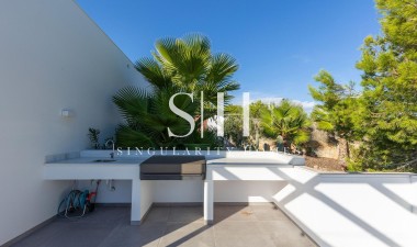 Resale - Villa - Orihuela - Las Colinas Golf