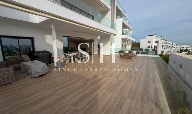 Resale - Apartment / flat - Orihuela - Las Colinas Golf
