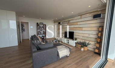 Resale - Apartment / flat - Orihuela - Las Colinas Golf