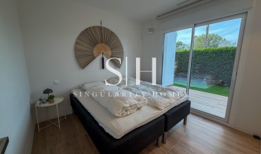 Resale - Apartment / flat - Orihuela - Las Colinas Golf