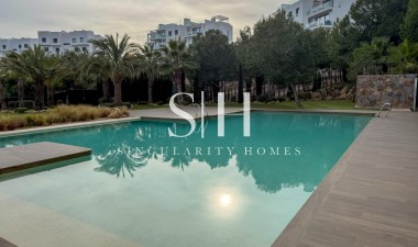 Resale - Apartment / flat - Orihuela - Las Colinas Golf