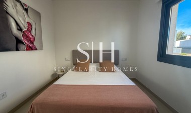 Resale - Villa - San Miguel de Salinas - Bellavista