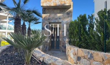 Reventa - Apartamento / piso - Orihuela - Las Colinas Golf