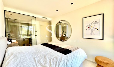 Resale - Apartment / flat - Orihuela - Las Colinas Golf