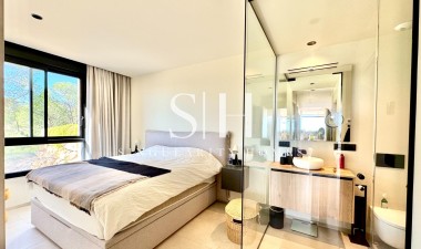 Resale - Apartment / flat - Orihuela - Las Colinas Golf