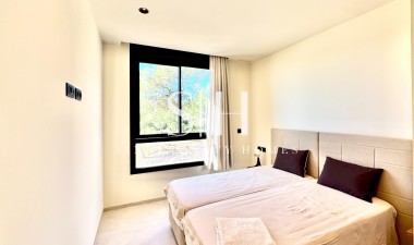 Resale - Apartment / flat - Orihuela - Las Colinas Golf