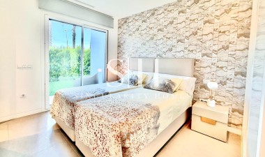 Reventa - Apartamento / piso - Orihuela - Las Colinas Golf