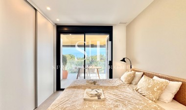Resale - Apartment / flat - Orihuela - Las Colinas Golf