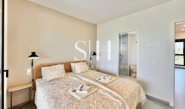 Resale - Apartment / flat - Orihuela - Las Colinas Golf