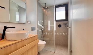 Resale - Apartment / flat - Orihuela - Las Colinas Golf