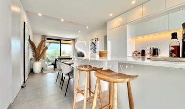 Resale - Apartment / flat - Orihuela - Las Colinas Golf