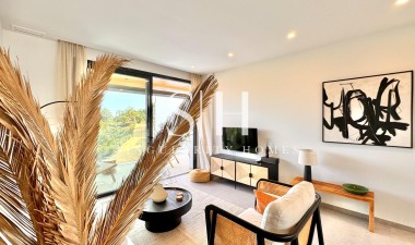 Resale - Apartment / flat - Orihuela - Las Colinas Golf