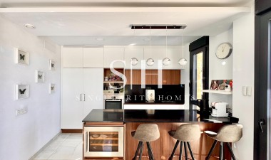 Odsprzedaż - Villa - Orihuela Costa - Lomas de Cabo Roig