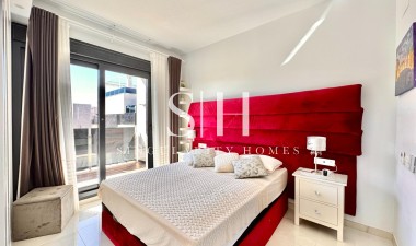 Odsprzedaż - Villa - Orihuela Costa - Lomas de Cabo Roig