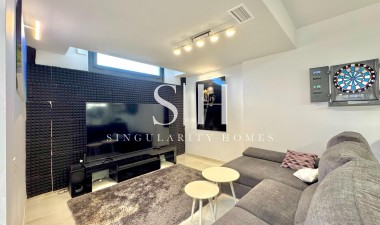 Odsprzedaż - Villa - Orihuela Costa - Lomas de Cabo Roig