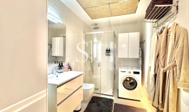 Odsprzedaż - Villa - Orihuela Costa - Lomas de Cabo Roig