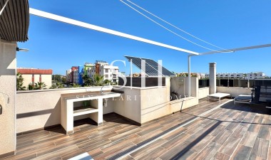 Odsprzedaż - Villa - Orihuela Costa - Lomas de Cabo Roig