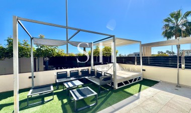Odsprzedaż - Villa - Orihuela Costa - Lomas de Cabo Roig