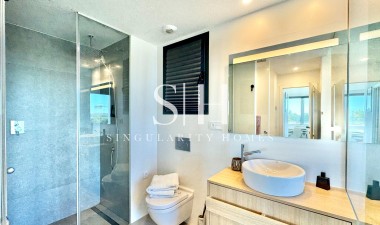 Resale - Apartment / flat - Orihuela - Las Colinas Golf