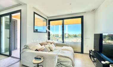 Resale - Apartment / flat - Orihuela - Las Colinas Golf