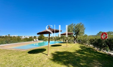 Resale - Apartment / flat - Orihuela - Las Colinas Golf