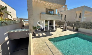 Herverkoop - Villa - Orihuela Costa - Villamartin