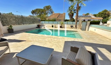 Herverkoop - Villa - Orihuela Costa - Villamartin