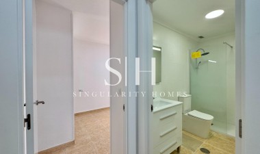 Resale - Apartment / flat - Torrevieja - Centro