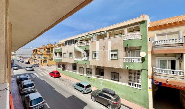 Resale - Apartment / flat - Torrevieja - Centro