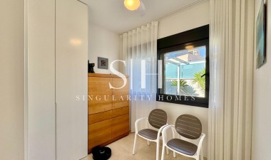 Reventa - Villa - San Miguel de Salinas - Bellavista