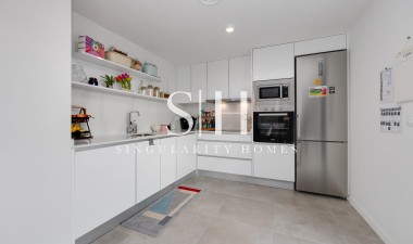 Resale - Apartment / flat - Orihuela Costa - Costa Blanca