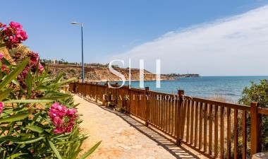 Resale - Apartment / flat - Orihuela Costa - Costa Blanca