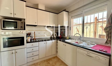 Återförsäljning - Villa - Torrevieja - San Luis