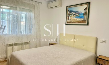 Återförsäljning - Villa - Torrevieja - San Luis