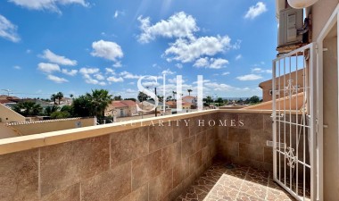 Återförsäljning - Villa - Torrevieja - San Luis