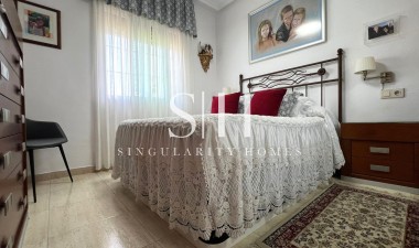 Herverkoop - Bungalow - Torrevieja - aguas nuevas