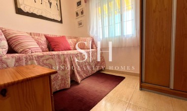 Herverkoop - Bungalow - Torrevieja - aguas nuevas