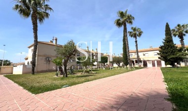 Herverkoop - Bungalow - Torrevieja - aguas nuevas