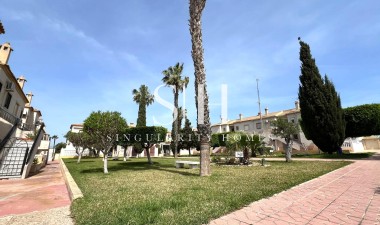 Herverkoop - Bungalow - Torrevieja - aguas nuevas