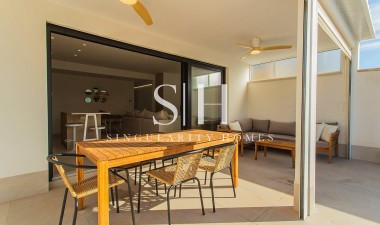 Resale - House - Torrevieja - La siesta