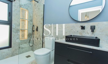 Resale - House - Torrevieja - La siesta
