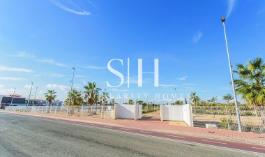 Resale - House - Torrevieja - La siesta